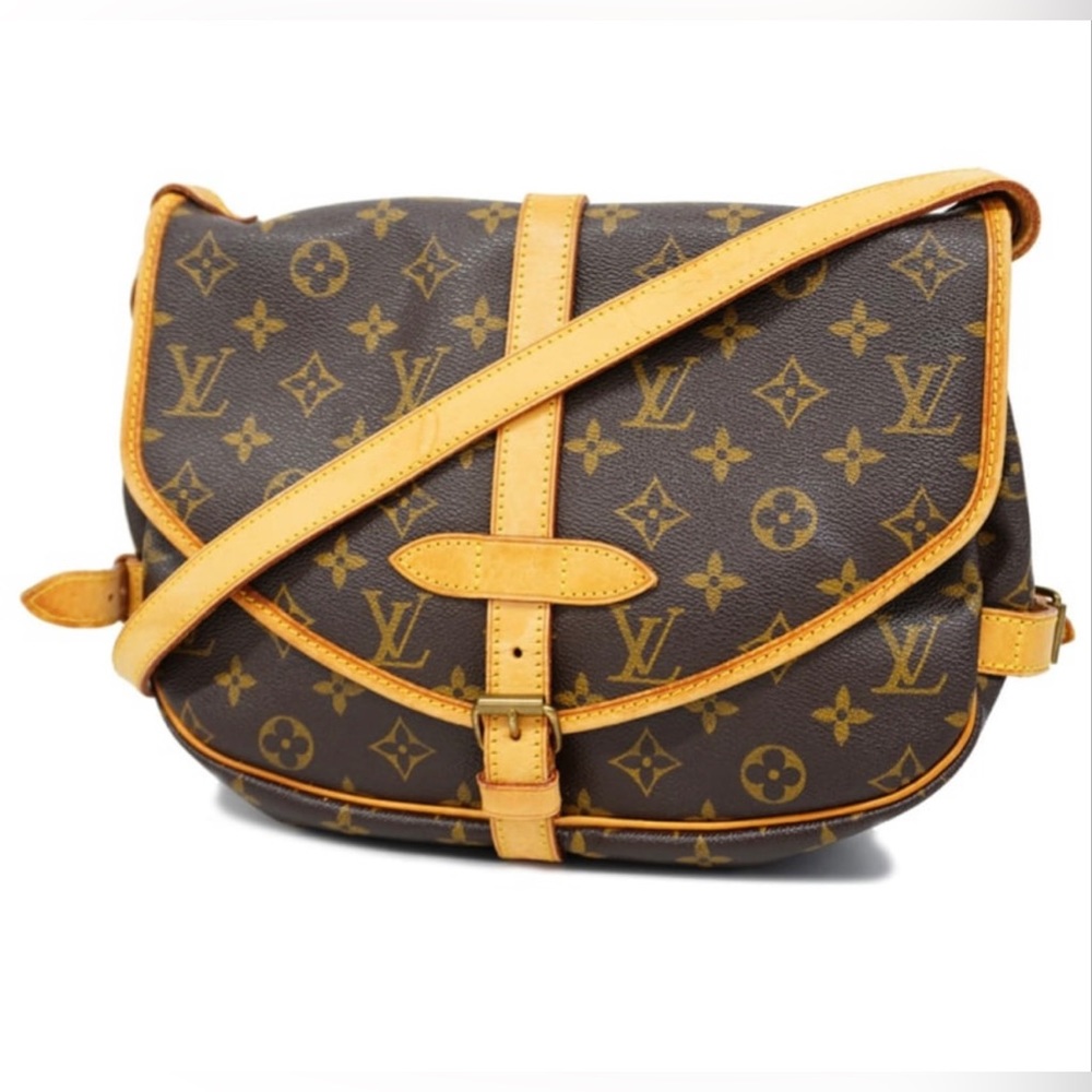 Louis Vuitton Saumur 30 Crossbody Bag